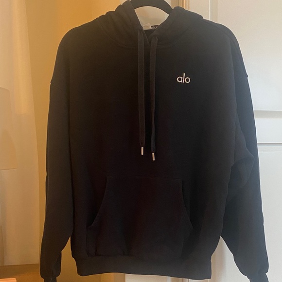 ALO Yoga Sweaters - ALO Yoga accolade Black Hoodie